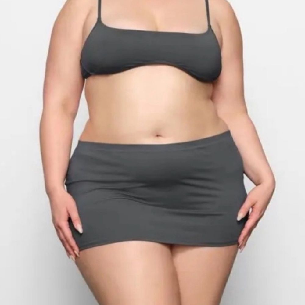 NWT SKIMS Swim Mini Sport Gun Metal Charcoal Black Skirt